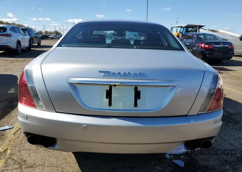 2007 Maserati Quattroporte M139 из США, поврежденный, VIN ZAMFE39AX70030282